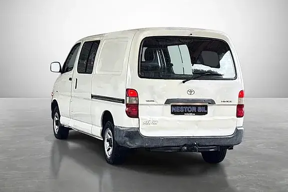 Toyota Hiace 2005 photo 5