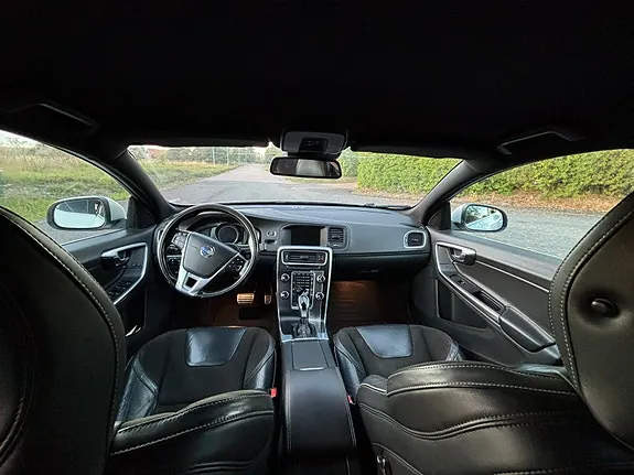 Volvo V60 2014 photo 5