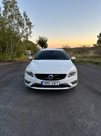 Volvo V60 2014 photo 3