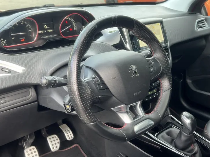 Peugeot 2008 2018 photo 3
