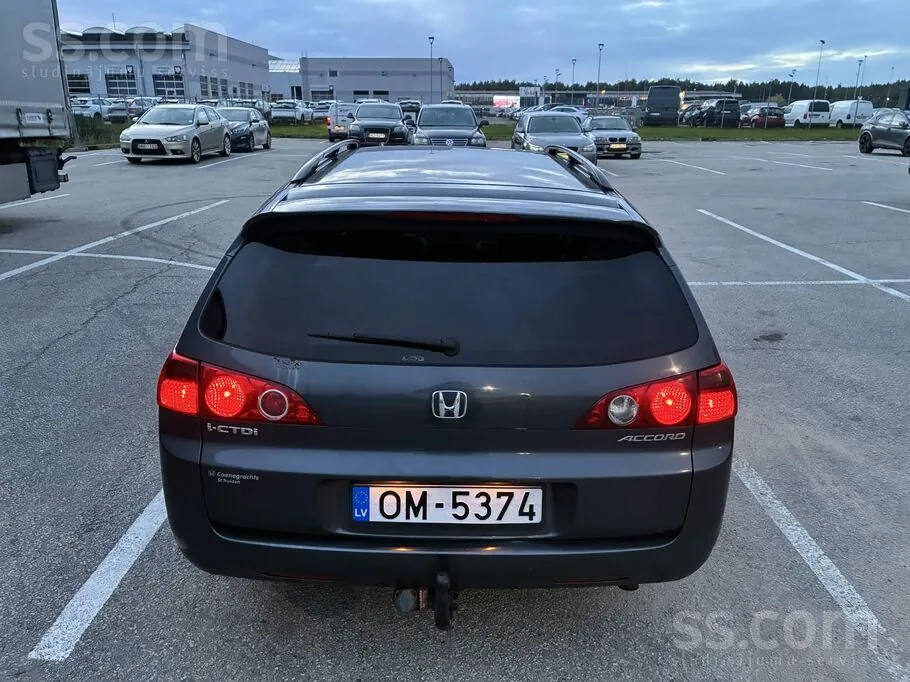 Honda Accord Tourer 2007 photo 4
