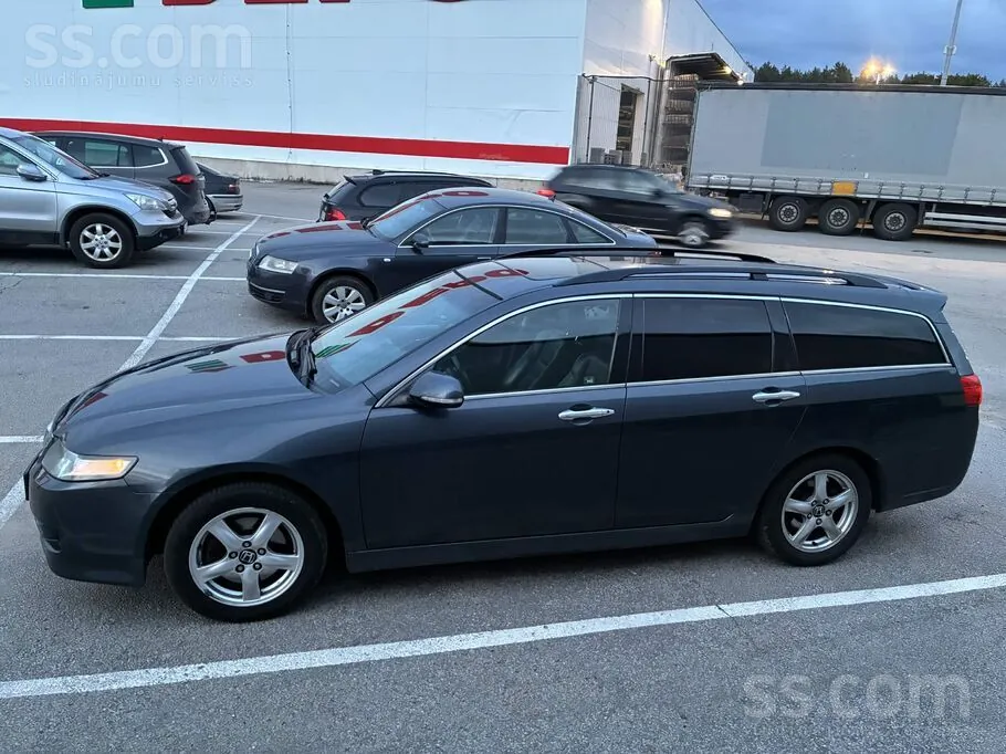 Honda Accord Tourer 2007 photo 2