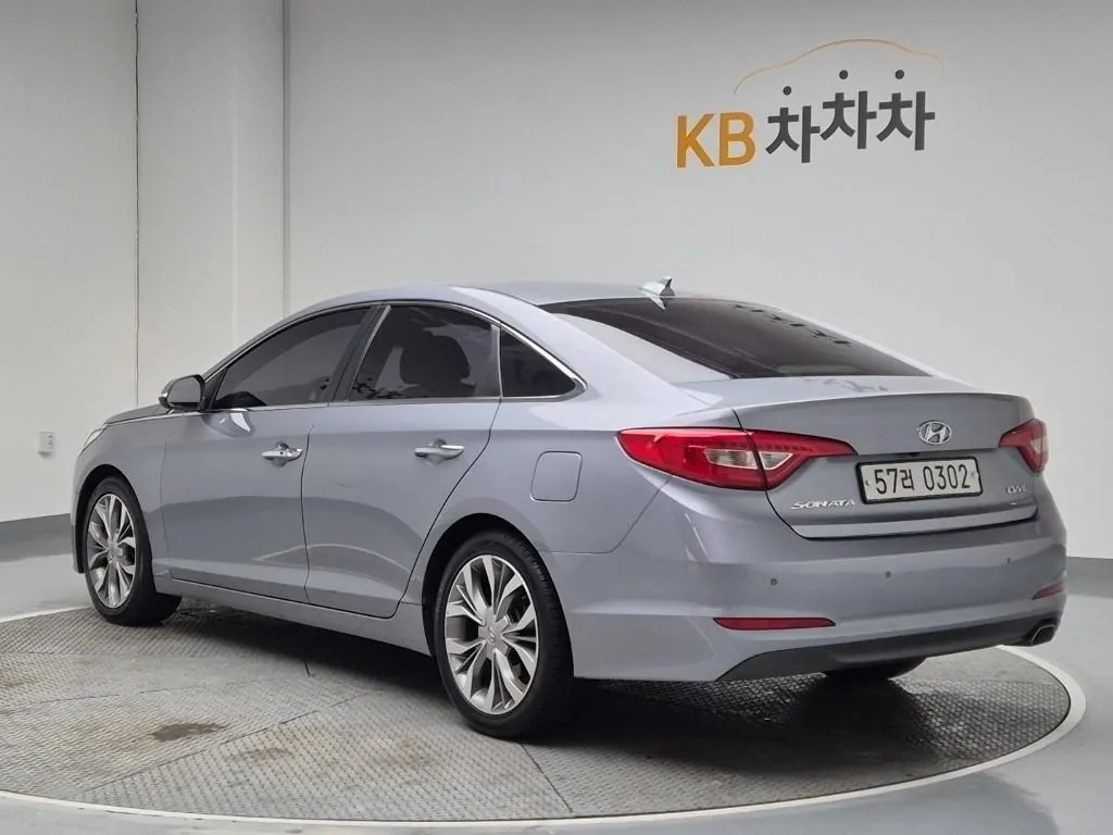 Hyundai Sonata 2016 photo 2