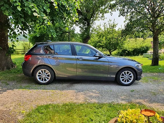 BMW 118D 2016 photo 2