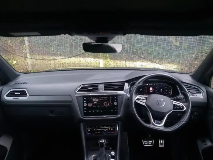 Volkswagen Tiguan Allspace 2023 photo 3