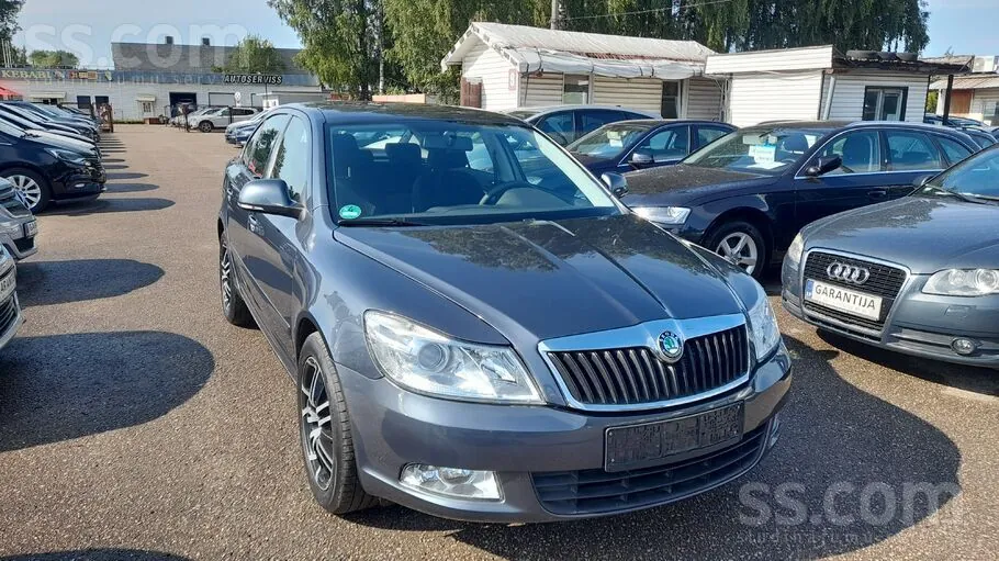 Skoda Octavia 2009 photo 2