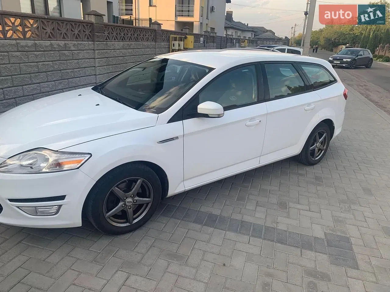 Ford Mondeo 2013 photo 4