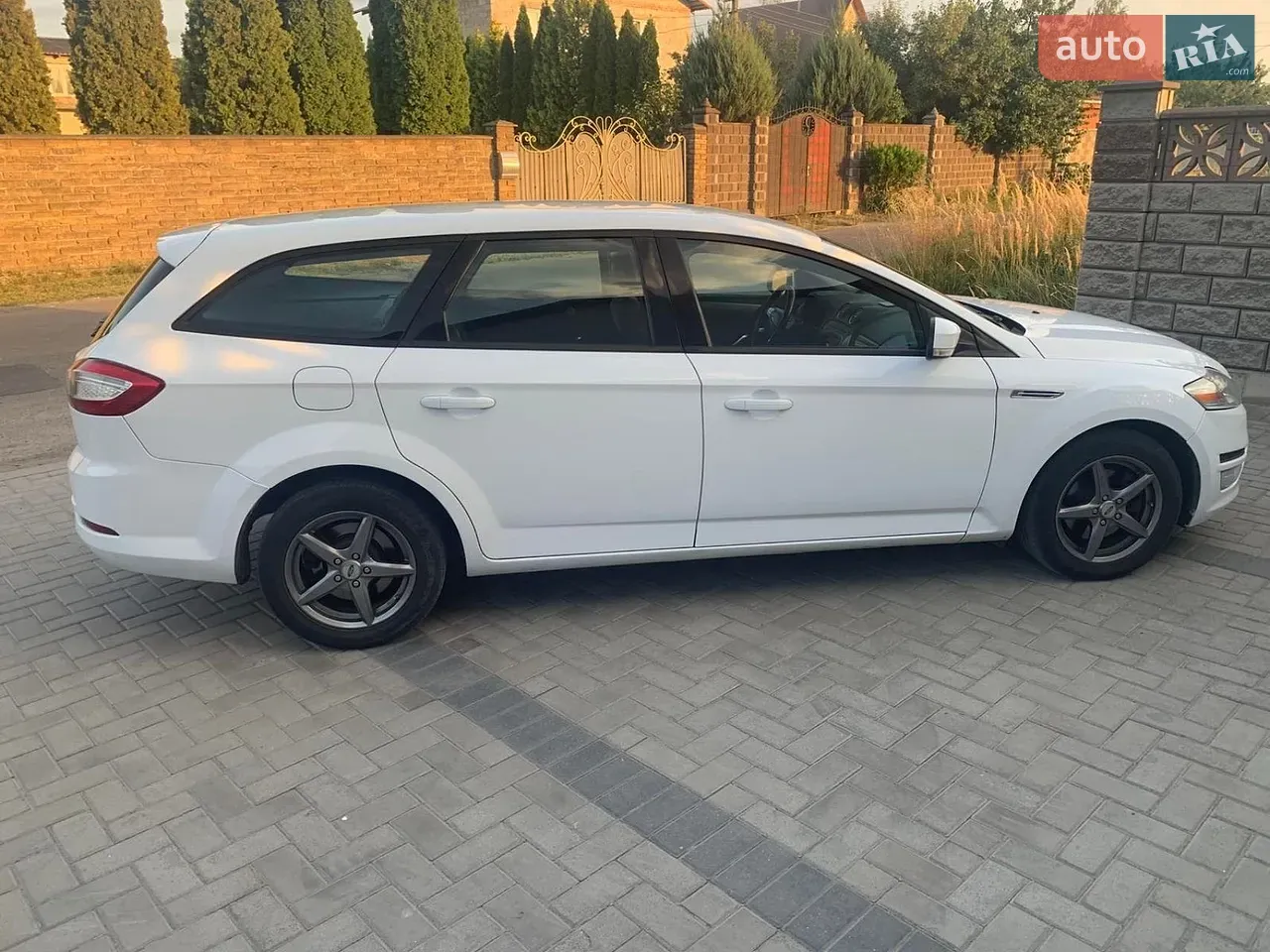 Ford Mondeo 2013 photo 3