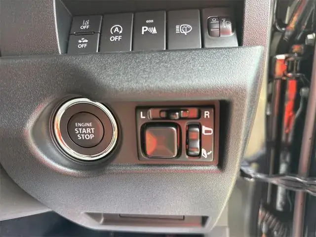 Suzuki Jimny photo 5