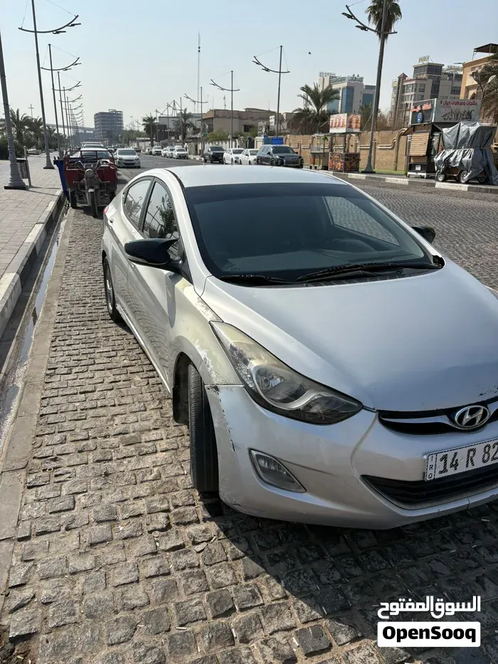 Hyundai Avante 2012 photo 2