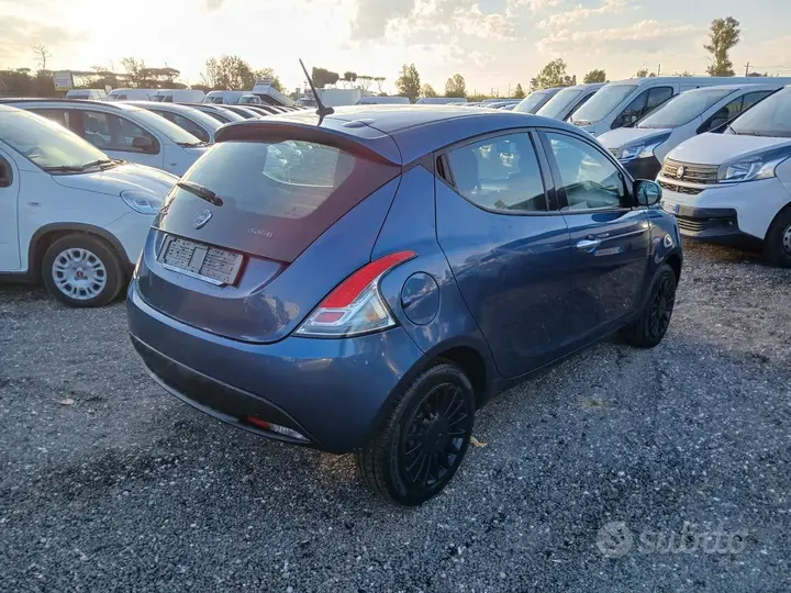 Lancia Ypsilon 2022 photo 5