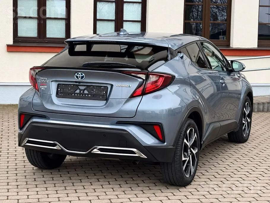 Toyota C-Hr 2021 photo 3