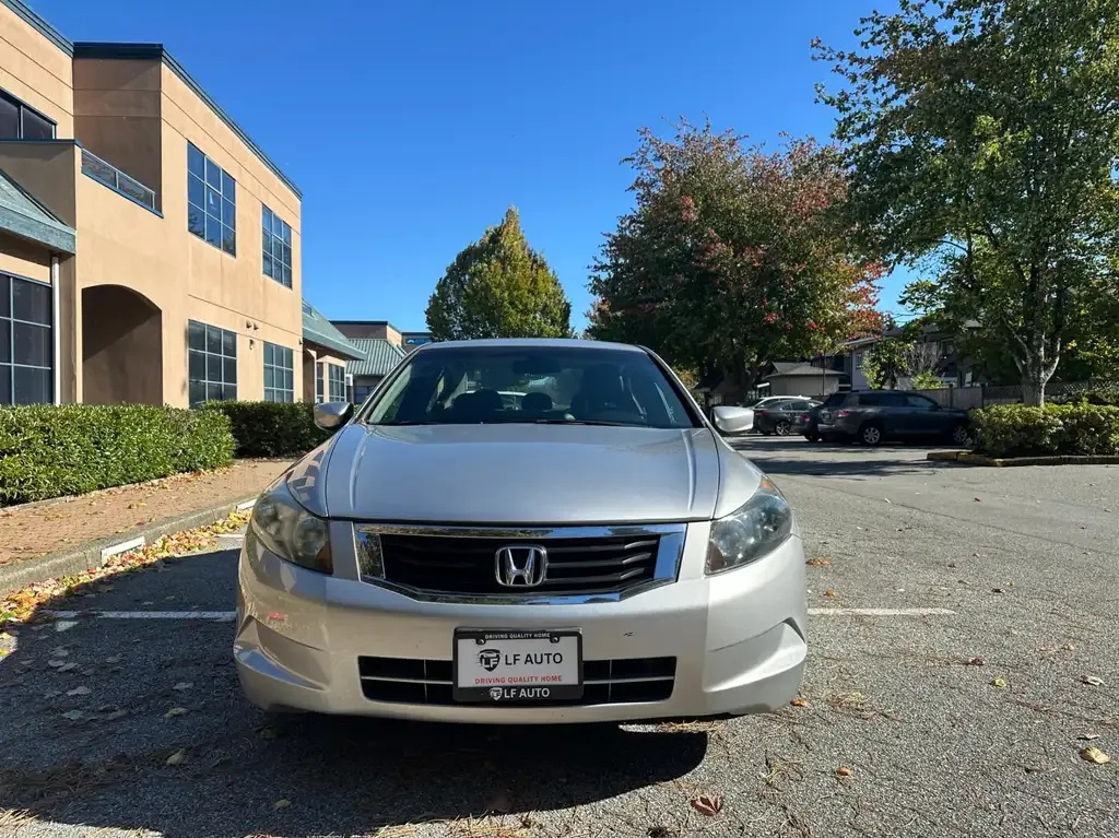 Honda Accord 2010 photo 2