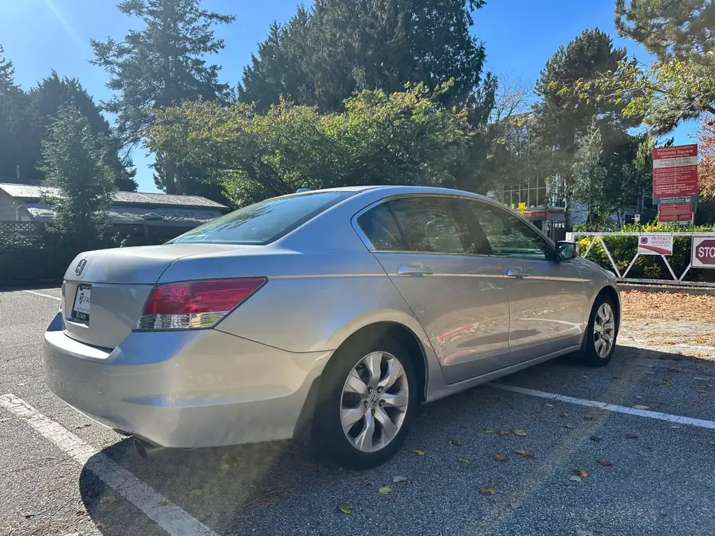 Honda Accord 2010 photo 5