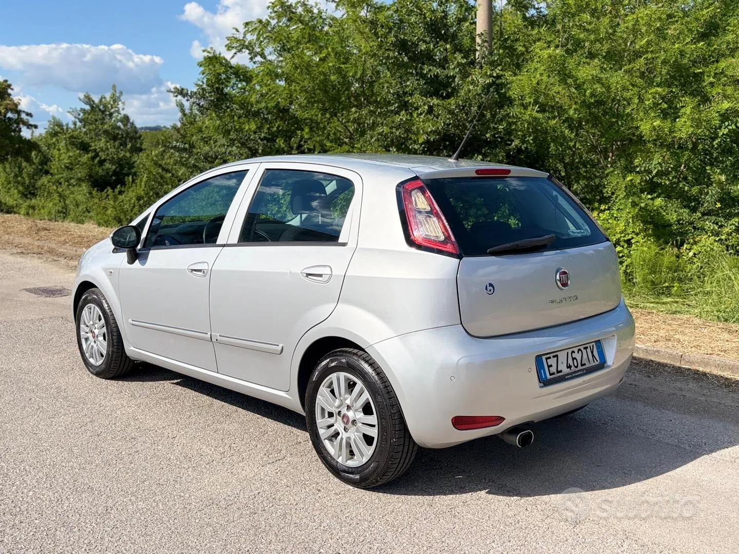 Fiat Punto 2015 photo 3