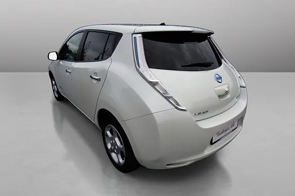 Nissan Leaf 2015 photo 3