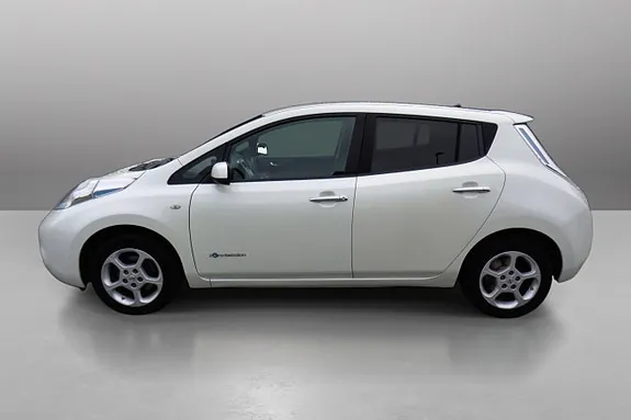 Nissan Leaf 2015 photo 2