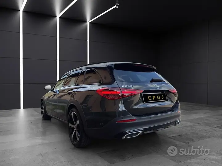 Mercedes-Benz C 2022 photo 2