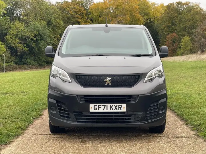 Peugeot Expert 2021 photo 2