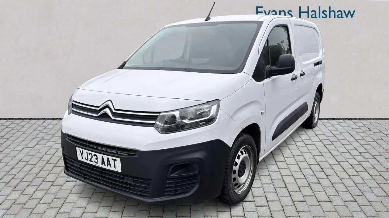 Citroen Berlingo 2023 photo 3
