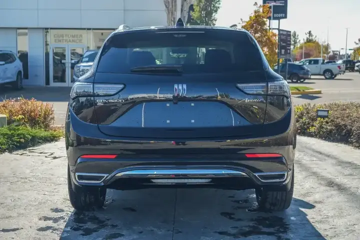 Buick Envision 2026 photo 3