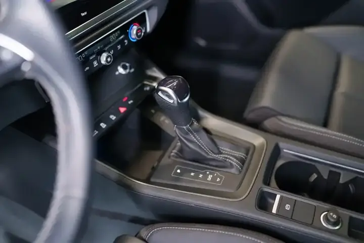 Audi Q3 2023 photo 4