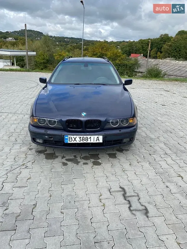 BMW 5 Series 2000 photo 2