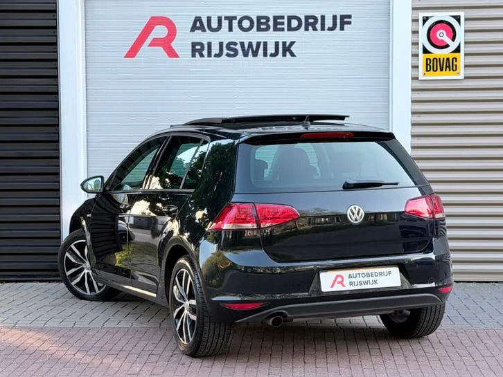 Volkswagen Golf 2014 photo 3