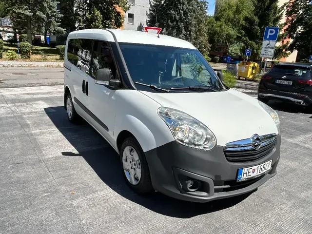 Opel Combo 2015 photo 2