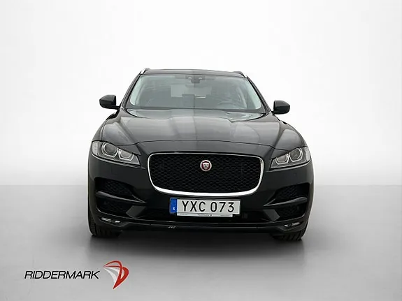 Jaguar F-Pace 2019 photo 2