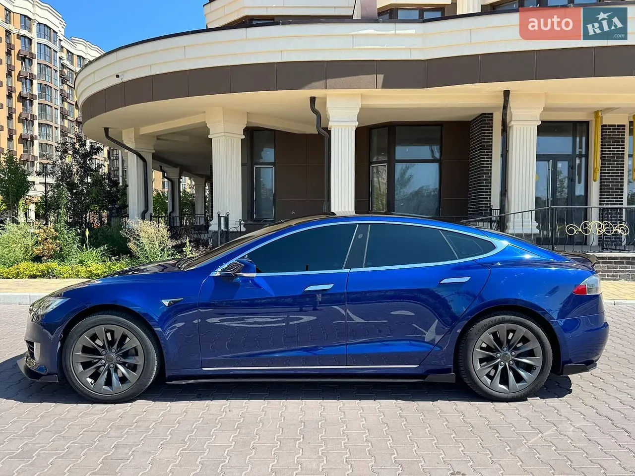 Tesla Model S 2017 photo 3