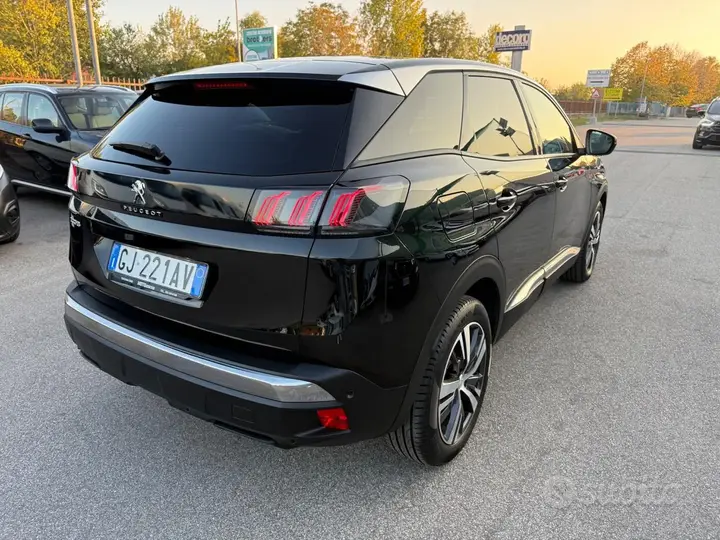 Peugeot 3008 2022 photo 4
