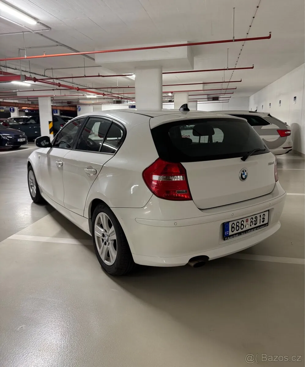 BMW 116D 2010 photo 5