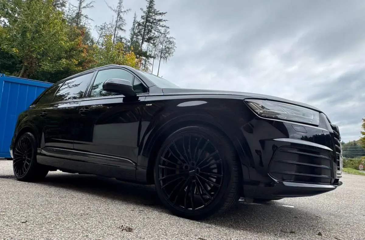 Audi Q7 2015 photo 3