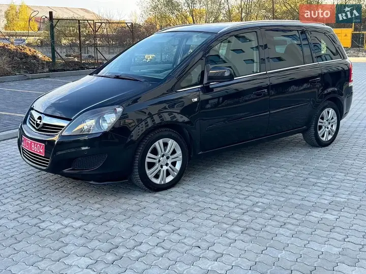 Opel Zafira 2012 photo 3