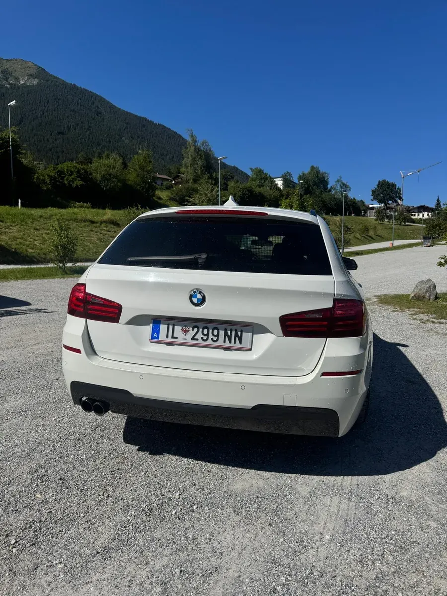BMW 5 Series 2016 photo 2
