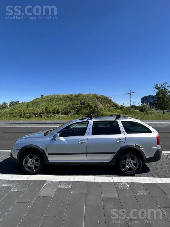 Skoda Octavia 2009 photo 4