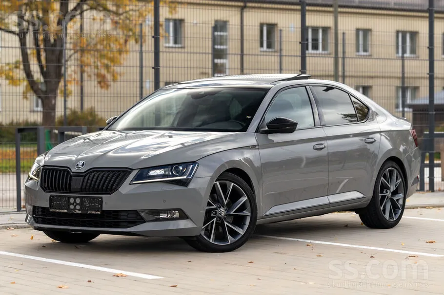 Skoda Superb 2018 photo 3