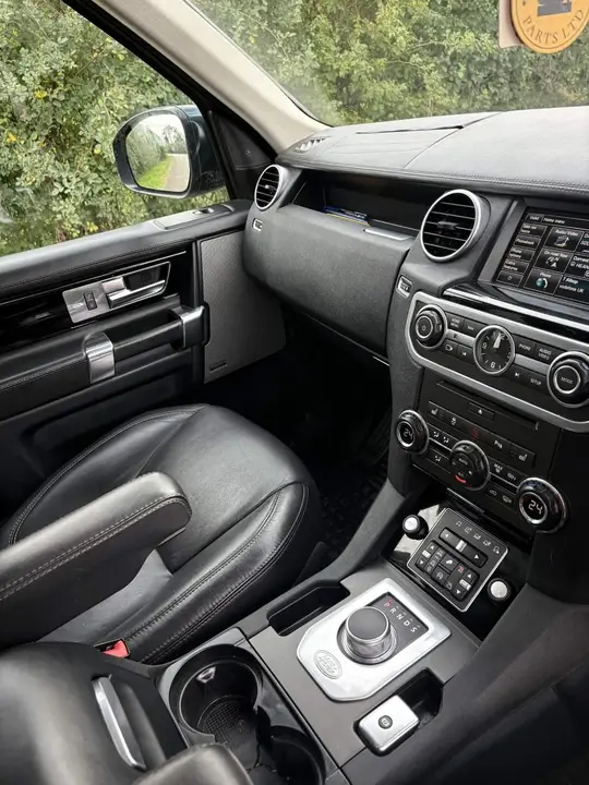 Land Rover Discovery 4 2014 photo 5