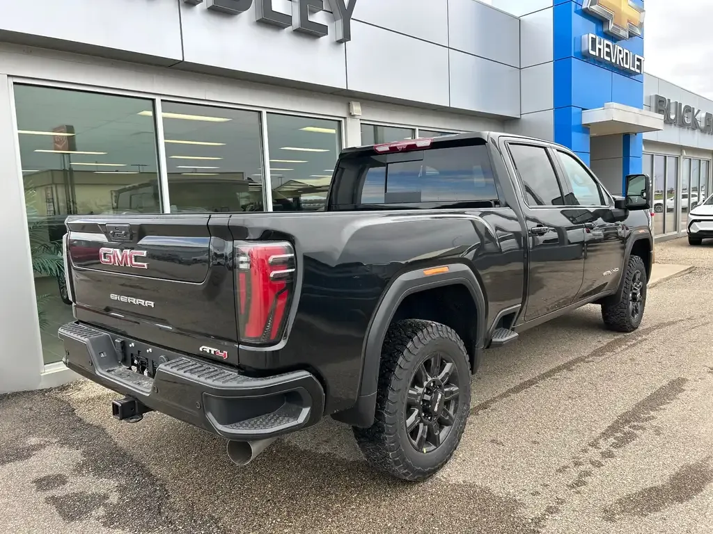 GMC Sierra 2500Hd 2026 photo 5