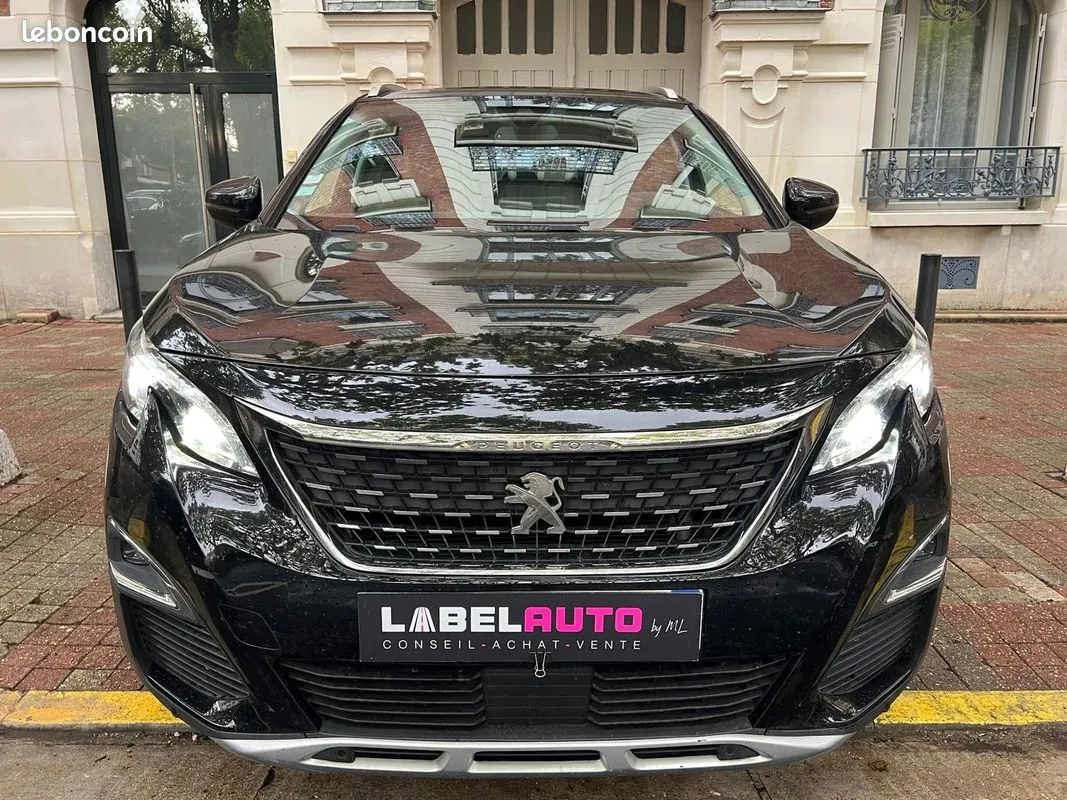 Peugeot 5008 2018 photo 2