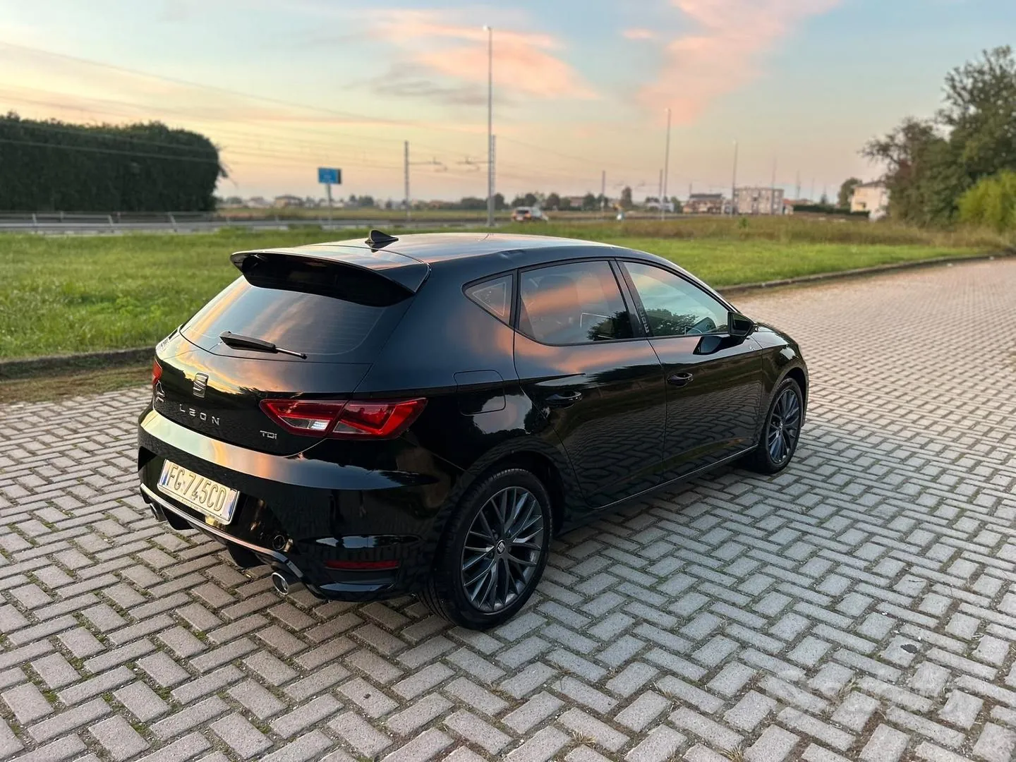 Seat Leon 2016 photo 4