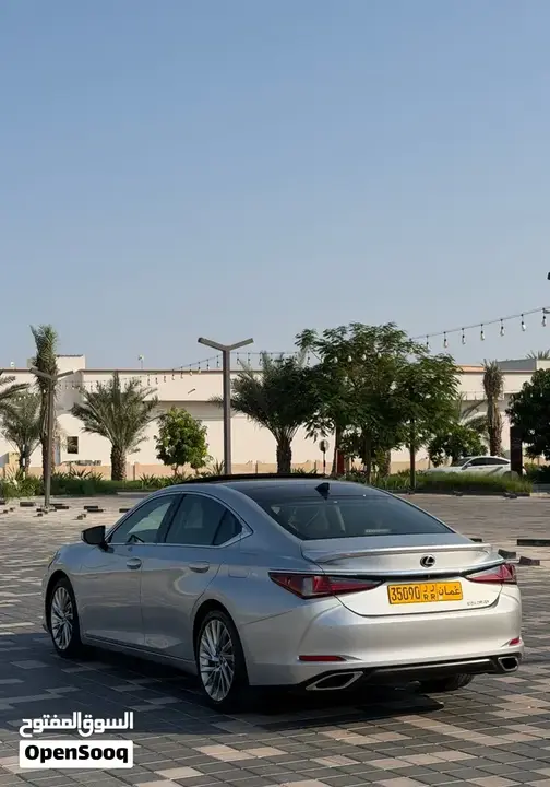 Lexus Es 350 2020 photo 3