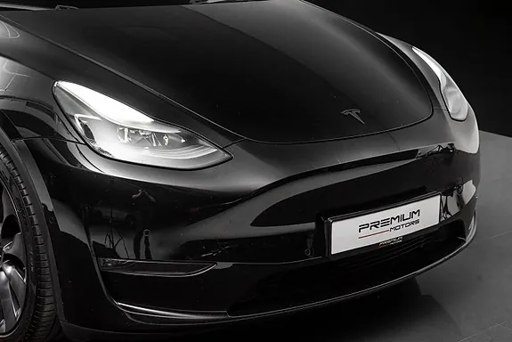 Tesla Model Y 2022 photo 2