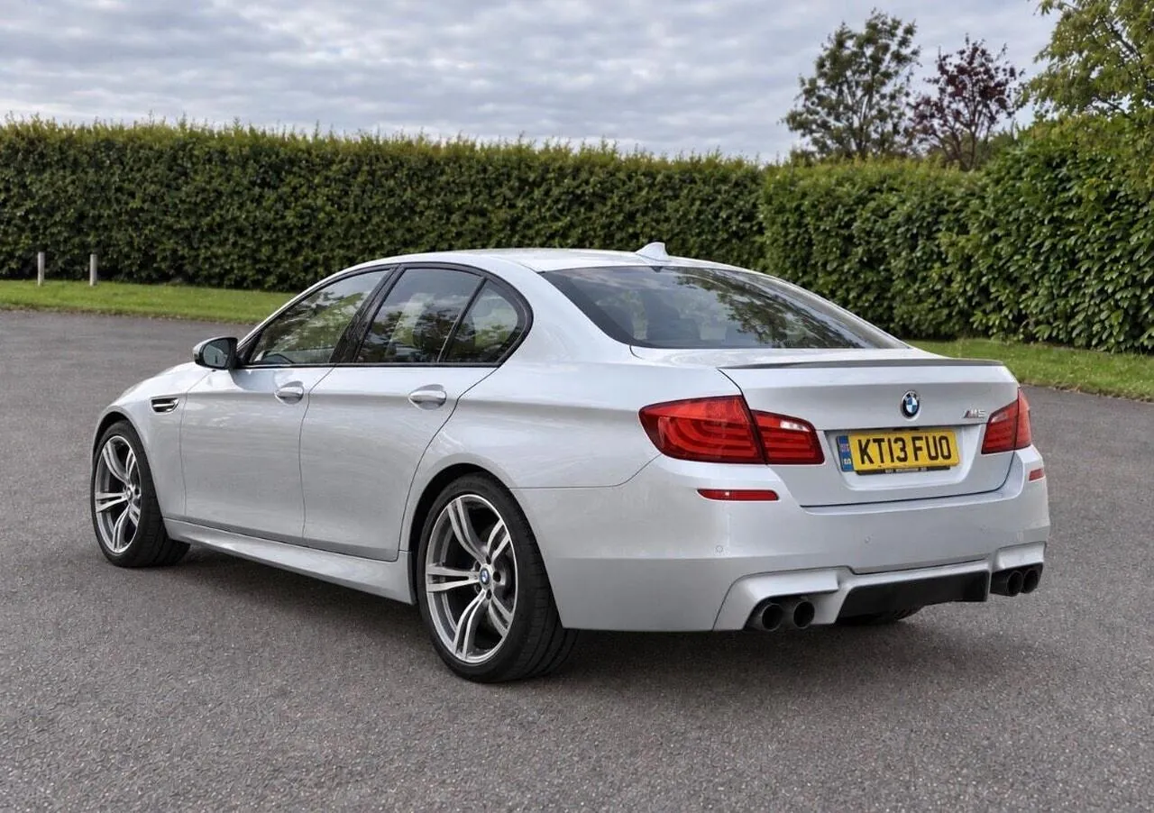 BMW M5 2013 photo 3
