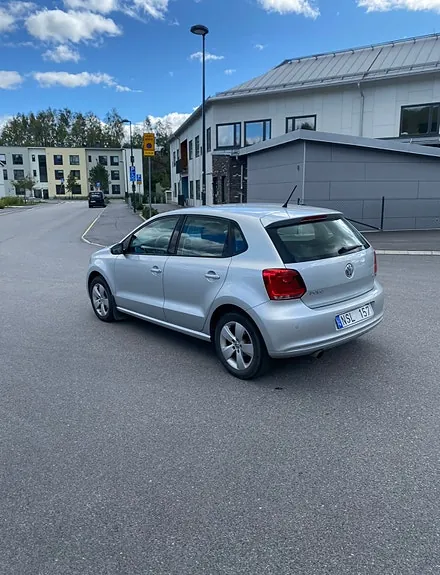 Volkswagen Polo 2010 photo 3
