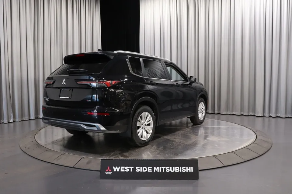 Mitsubishi Outlander 2026 photo 5