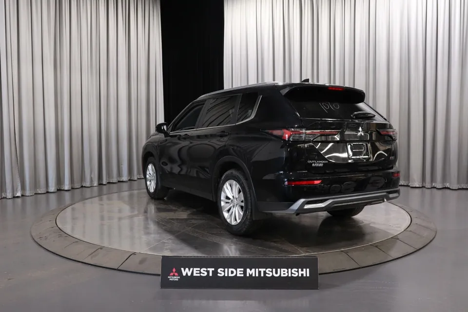 Mitsubishi Outlander 2026 photo 4