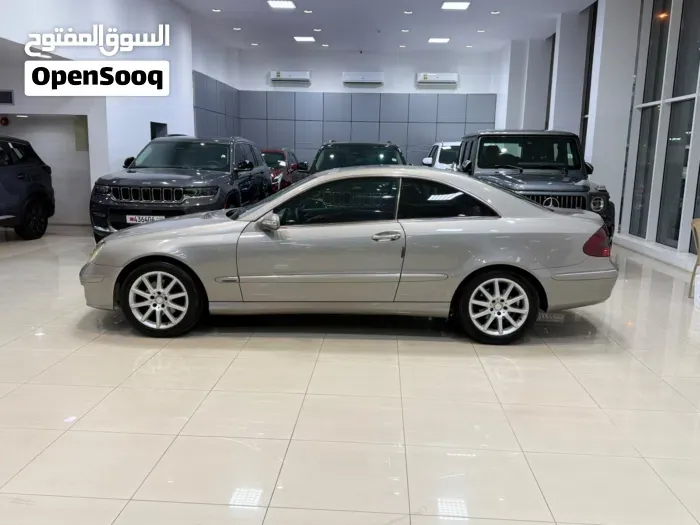 Mercedes-Benz Clk-Class 2008 photo 4