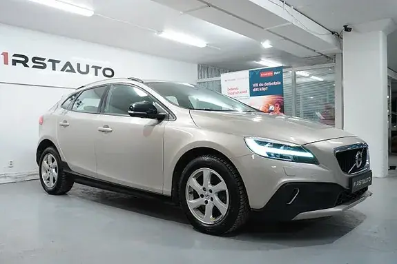 Volvo V40 Cross Country 2017 photo 3